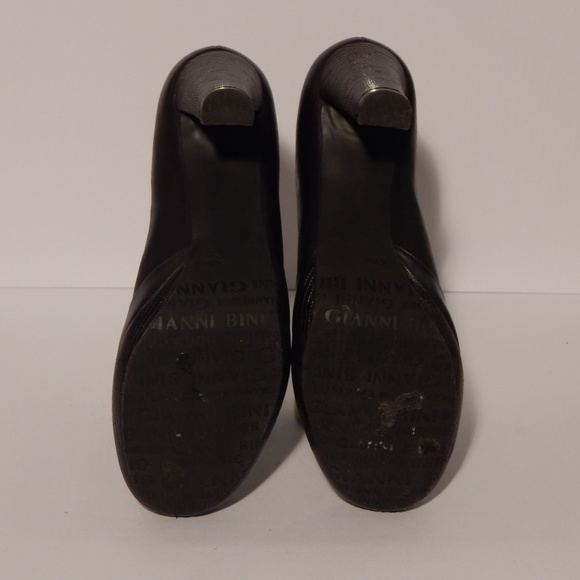 Gianni Bini rounded toe heeled shoe in Womens - Picture 5 of 6